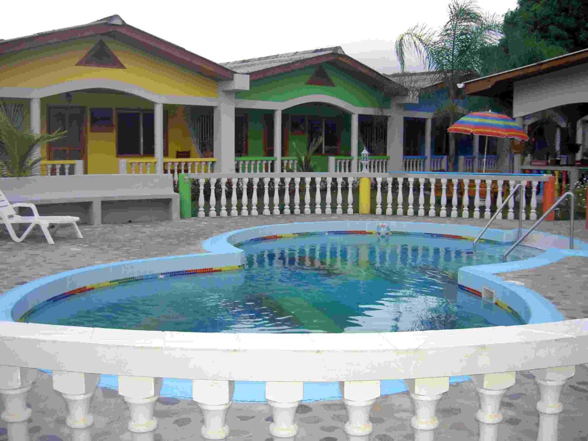 لا سيبا Rainbow Village المظهر الخارجي الصورة